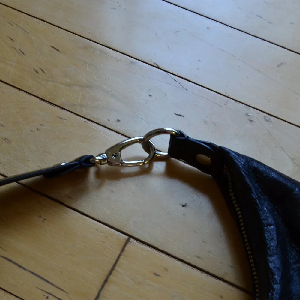 Hobo International Womens Black Shiny Shoulder Purse The Original - Picture 8 of 16